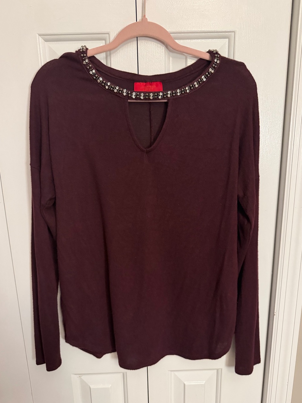 Burgundy Beaded Keyhole Sweater M Jennifer Lopez